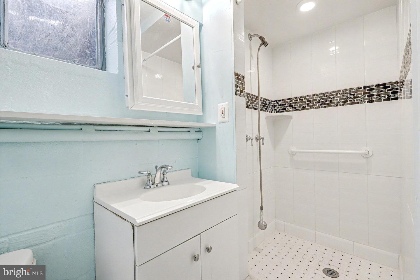 5940 4TH ST N, ARLINGTON, Virginia 22203, 4 Bedrooms Bedrooms, 12 Rooms Rooms,Residential,For sale,5940 4TH ST N,VAAR2066774 MLS # VAAR2066774 5940 4TH ST N, ARLINGTON, Virginia 22203, 4 Bedrooms Bedrooms, 12 Rooms Rooms,Residential,For sale,5940 4TH ST N,VAAR2066774 MLS # VAAR2066774