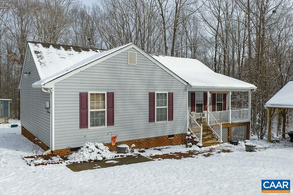 382 PATRICK HENRY PL, LOUISA, Virginia 23093, 3 Bedrooms Bedrooms, ,2 BathroomsBathrooms,Residential,For sale,382 PATRICK HENRY PL,671750 MLS # 671750 382 PATRICK HENRY PL, LOUISA, Virginia 23093, 3 Bedrooms Bedrooms, ,2 BathroomsBathrooms,Residential,For sale,382 PATRICK HENRY PL,671750 MLS # 671750