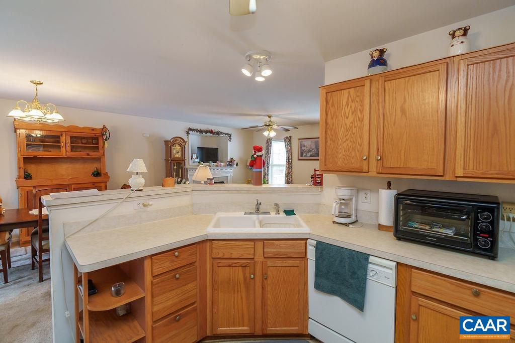 382 PATRICK HENRY PL, LOUISA, Virginia 23093, 3 Bedrooms Bedrooms, ,2 BathroomsBathrooms,Residential,For sale,382 PATRICK HENRY PL,671750 MLS # 671750 382 PATRICK HENRY PL, LOUISA, Virginia 23093, 3 Bedrooms Bedrooms, ,2 BathroomsBathrooms,Residential,For sale,382 PATRICK HENRY PL,671750 MLS # 671750