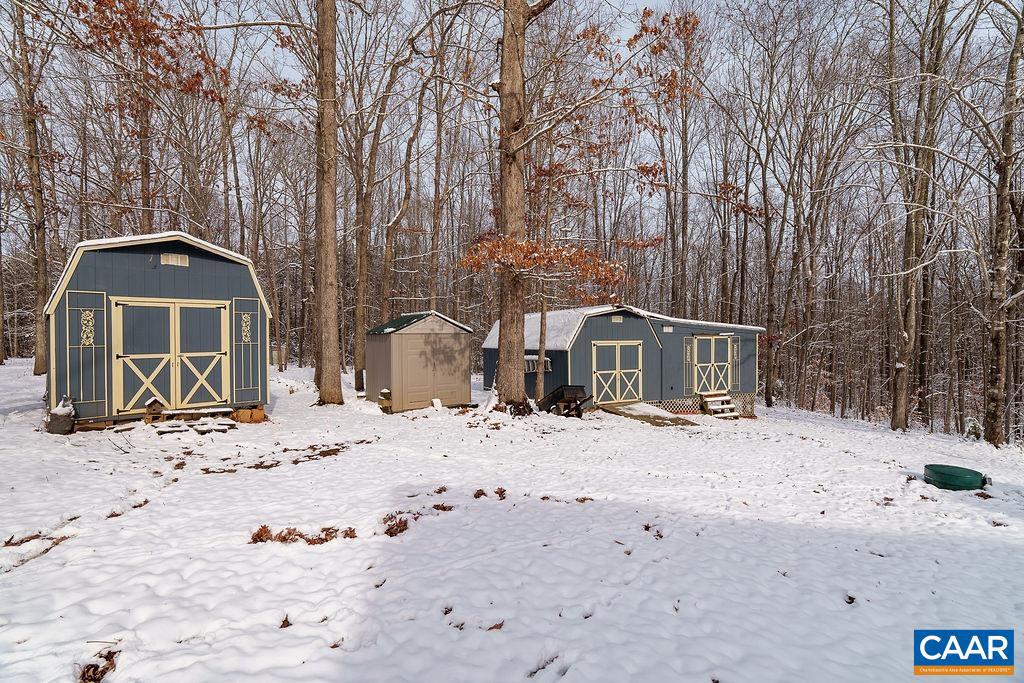 382 PATRICK HENRY PL, LOUISA, Virginia 23093, 3 Bedrooms Bedrooms, ,2 BathroomsBathrooms,Residential,For sale,382 PATRICK HENRY PL,671750 MLS # 671750 382 PATRICK HENRY PL, LOUISA, Virginia 23093, 3 Bedrooms Bedrooms, ,2 BathroomsBathrooms,Residential,For sale,382 PATRICK HENRY PL,671750 MLS # 671750