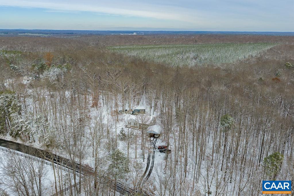 382 PATRICK HENRY PL, LOUISA, Virginia 23093, 3 Bedrooms Bedrooms, ,2 BathroomsBathrooms,Residential,For sale,382 PATRICK HENRY PL,671750 MLS # 671750 382 PATRICK HENRY PL, LOUISA, Virginia 23093, 3 Bedrooms Bedrooms, ,2 BathroomsBathrooms,Residential,For sale,382 PATRICK HENRY PL,671750 MLS # 671750