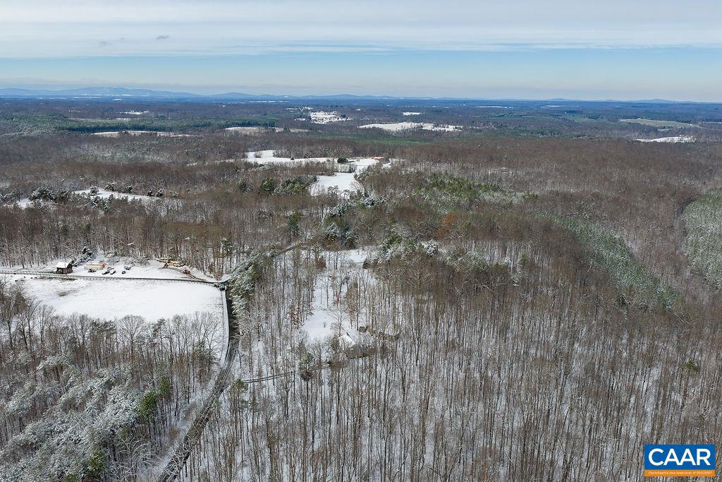 382 PATRICK HENRY PL, LOUISA, Virginia 23093, 3 Bedrooms Bedrooms, ,2 BathroomsBathrooms,Residential,For sale,382 PATRICK HENRY PL,671750 MLS # 671750 382 PATRICK HENRY PL, LOUISA, Virginia 23093, 3 Bedrooms Bedrooms, ,2 BathroomsBathrooms,Residential,For sale,382 PATRICK HENRY PL,671750 MLS # 671750