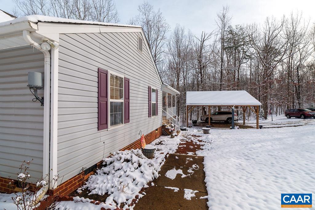 382 PATRICK HENRY PL, LOUISA, Virginia 23093, 3 Bedrooms Bedrooms, ,2 BathroomsBathrooms,Residential,For sale,382 PATRICK HENRY PL,671750 MLS # 671750 382 PATRICK HENRY PL, LOUISA, Virginia 23093, 3 Bedrooms Bedrooms, ,2 BathroomsBathrooms,Residential,For sale,382 PATRICK HENRY PL,671750 MLS # 671750