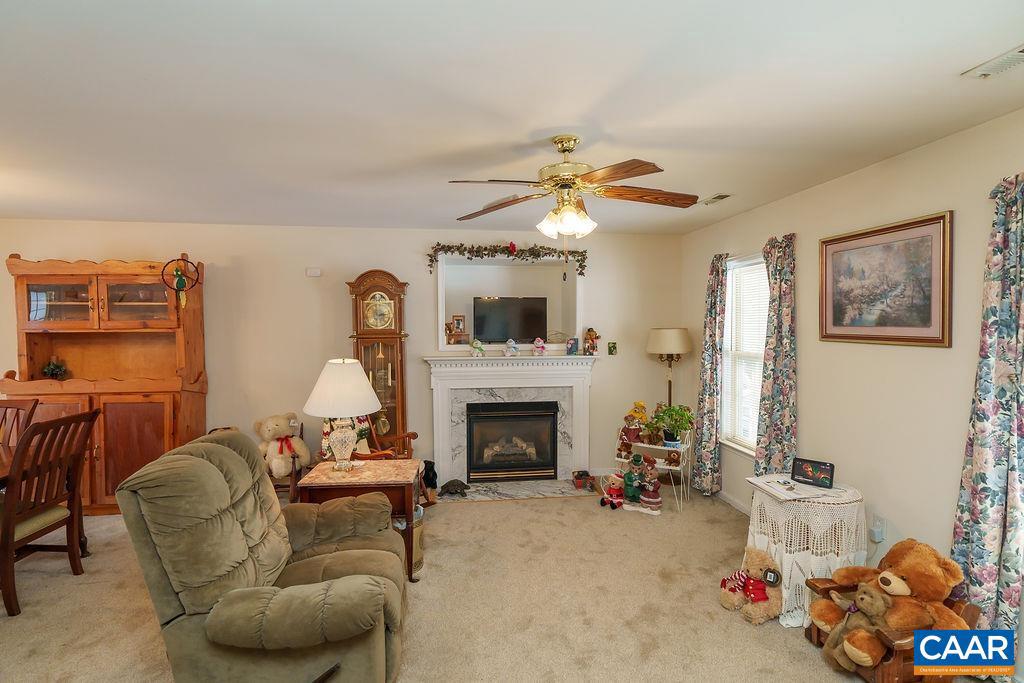 382 PATRICK HENRY PL, LOUISA, Virginia 23093, 3 Bedrooms Bedrooms, ,2 BathroomsBathrooms,Residential,For sale,382 PATRICK HENRY PL,671750 MLS # 671750 382 PATRICK HENRY PL, LOUISA, Virginia 23093, 3 Bedrooms Bedrooms, ,2 BathroomsBathrooms,Residential,For sale,382 PATRICK HENRY PL,671750 MLS # 671750