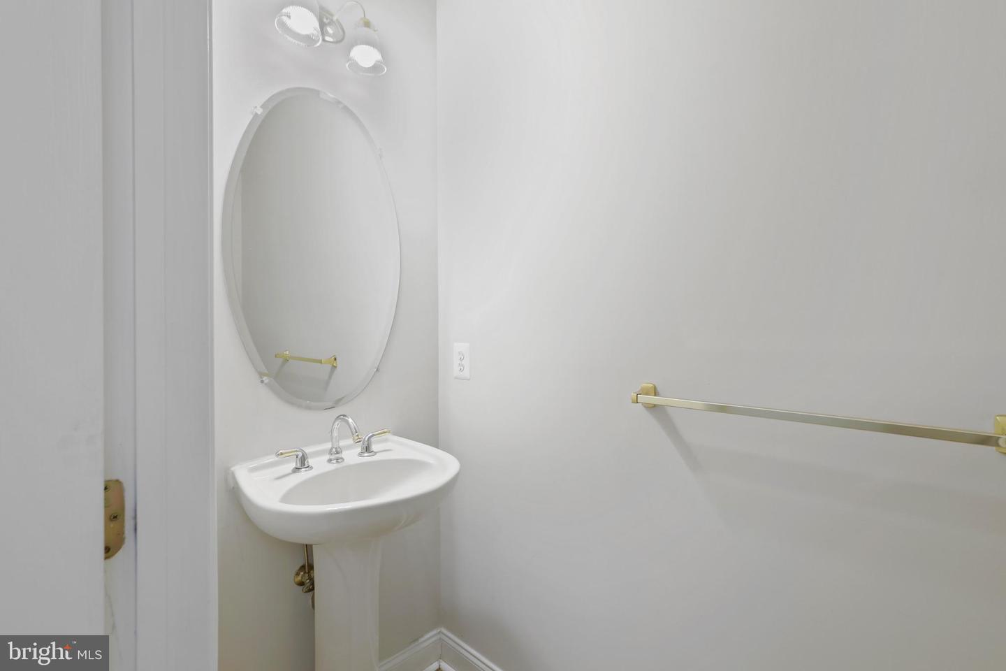 19883 NAPLES LAKES TER, ASHBURN, Virginia 20147, 4 Bedrooms Bedrooms, ,3 BathroomsBathrooms,Residential,For sale,19883 NAPLES LAKES TER,VALO2112222 MLS # VALO2112222 19883 NAPLES LAKES TER, ASHBURN, Virginia 20147, 4 Bedrooms Bedrooms, ,3 BathroomsBathrooms,Residential,For sale,19883 NAPLES LAKES TER,VALO2112222 MLS # VALO2112222