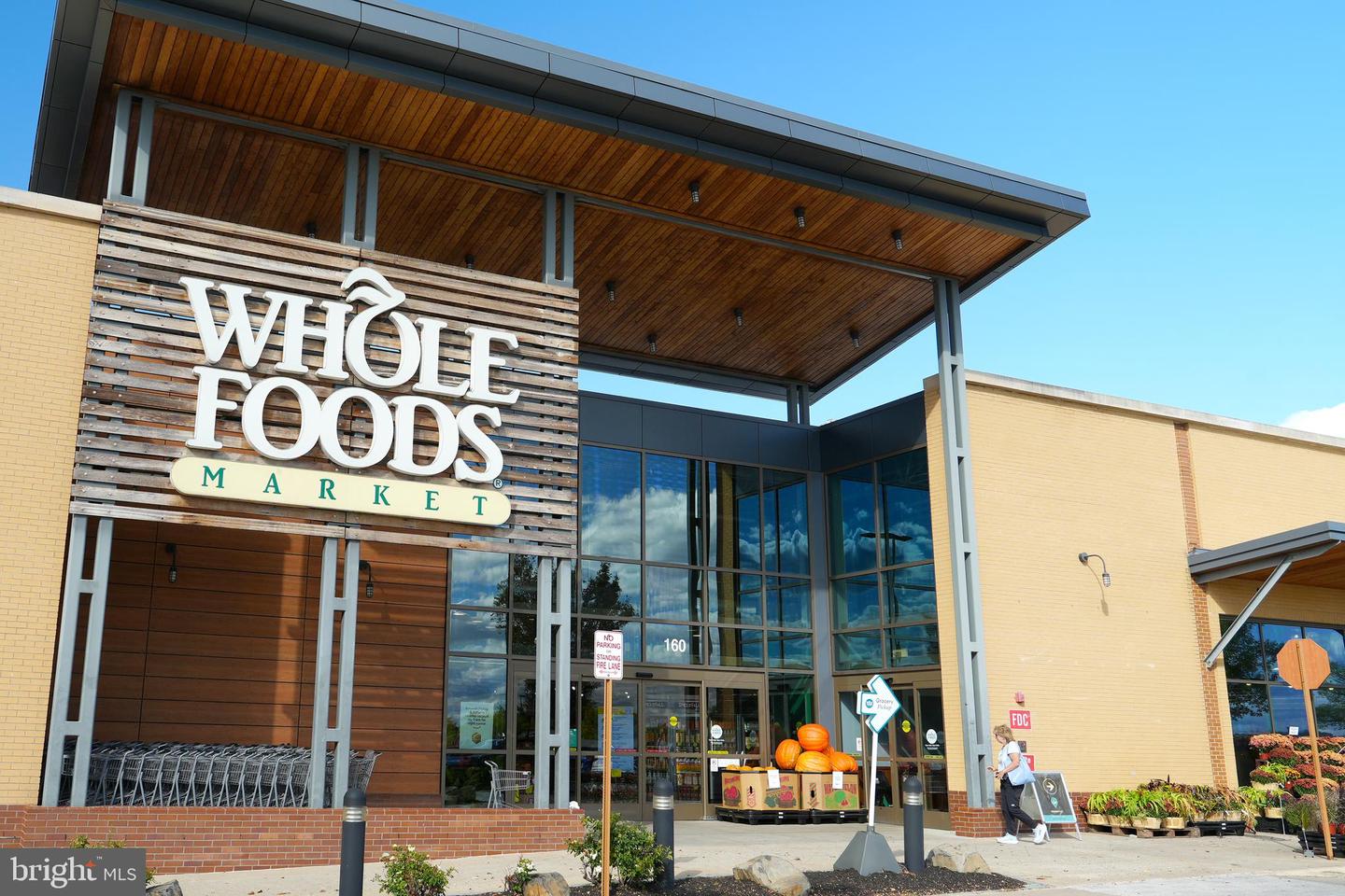 19883 NAPLES LAKES TER, ASHBURN, Virginia 20147, 4 Bedrooms Bedrooms, ,3 BathroomsBathrooms,Residential,For sale,19883 NAPLES LAKES TER,VALO2112222 MLS # VALO2112222 19883 NAPLES LAKES TER, ASHBURN, Virginia 20147, 4 Bedrooms Bedrooms, ,3 BathroomsBathrooms,Residential,For sale,19883 NAPLES LAKES TER,VALO2112222 MLS # VALO2112222