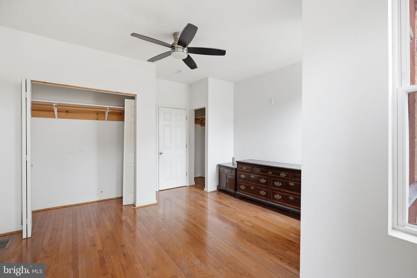 405 12TH ST NE, WASHINGTON, District Of Columbia 20002, 3 Bedrooms Bedrooms, ,1 BathroomBathrooms,Residential,For sale,405 12TH ST NE,DCDC2234660 MLS # DCDC2234660 405 12TH ST NE, WASHINGTON, District Of Columbia 20002, 3 Bedrooms Bedrooms, ,1 BathroomBathrooms,Residential,For sale,405 12TH ST NE,DCDC2234660 MLS # DCDC2234660
