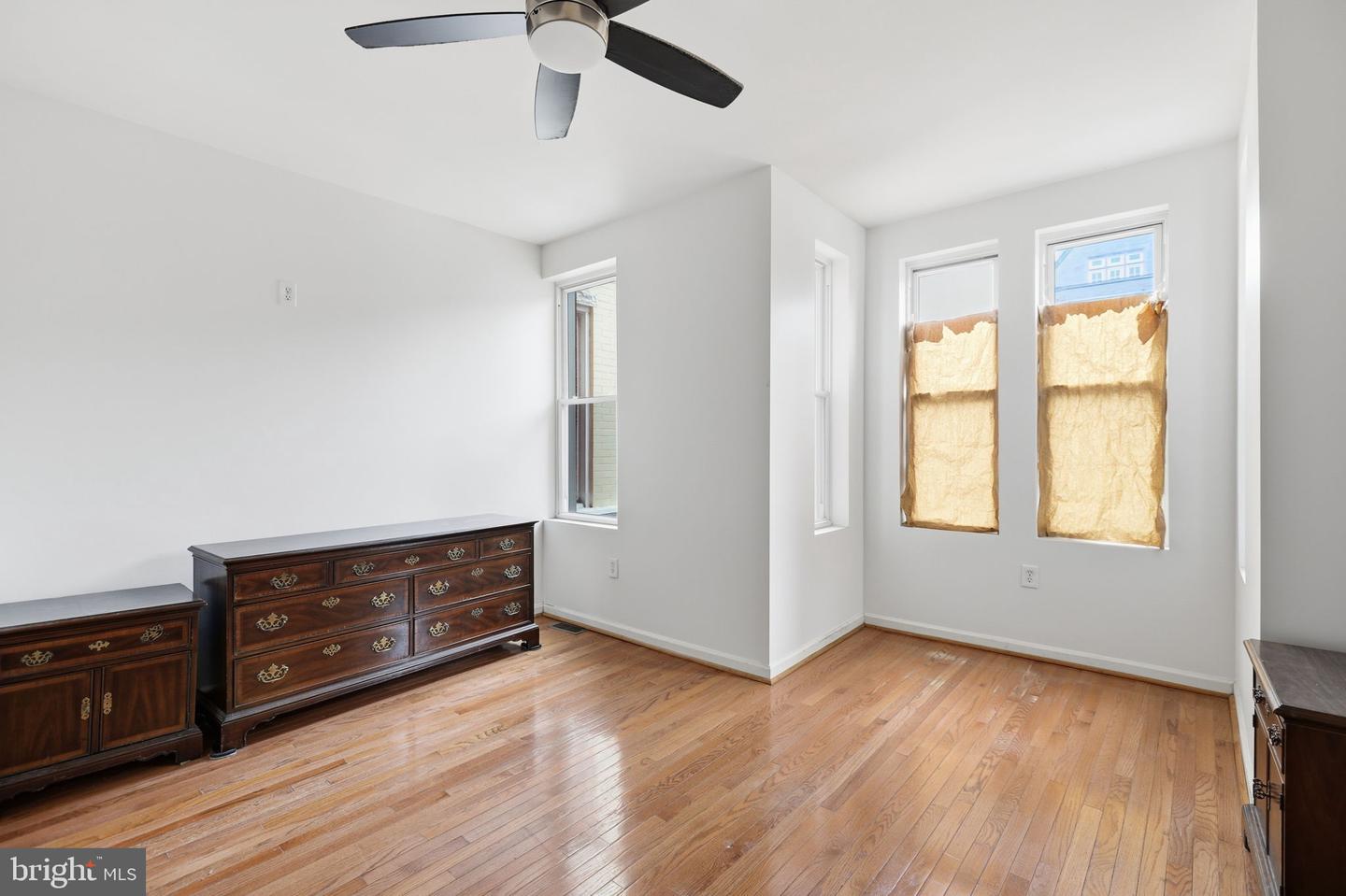 405 12TH ST NE, WASHINGTON, District Of Columbia 20002, 3 Bedrooms Bedrooms, ,1 BathroomBathrooms,Residential,For sale,405 12TH ST NE,DCDC2234660 MLS # DCDC2234660 405 12TH ST NE, WASHINGTON, District Of Columbia 20002, 3 Bedrooms Bedrooms, ,1 BathroomBathrooms,Residential,For sale,405 12TH ST NE,DCDC2234660 MLS # DCDC2234660