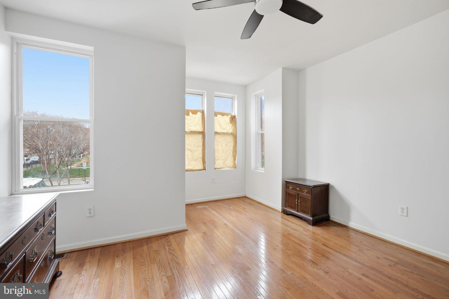 405 12TH ST NE, WASHINGTON, District Of Columbia 20002, 3 Bedrooms Bedrooms, ,1 BathroomBathrooms,Residential,For sale,405 12TH ST NE,DCDC2234660 MLS # DCDC2234660 405 12TH ST NE, WASHINGTON, District Of Columbia 20002, 3 Bedrooms Bedrooms, ,1 BathroomBathrooms,Residential,For sale,405 12TH ST NE,DCDC2234660 MLS # DCDC2234660