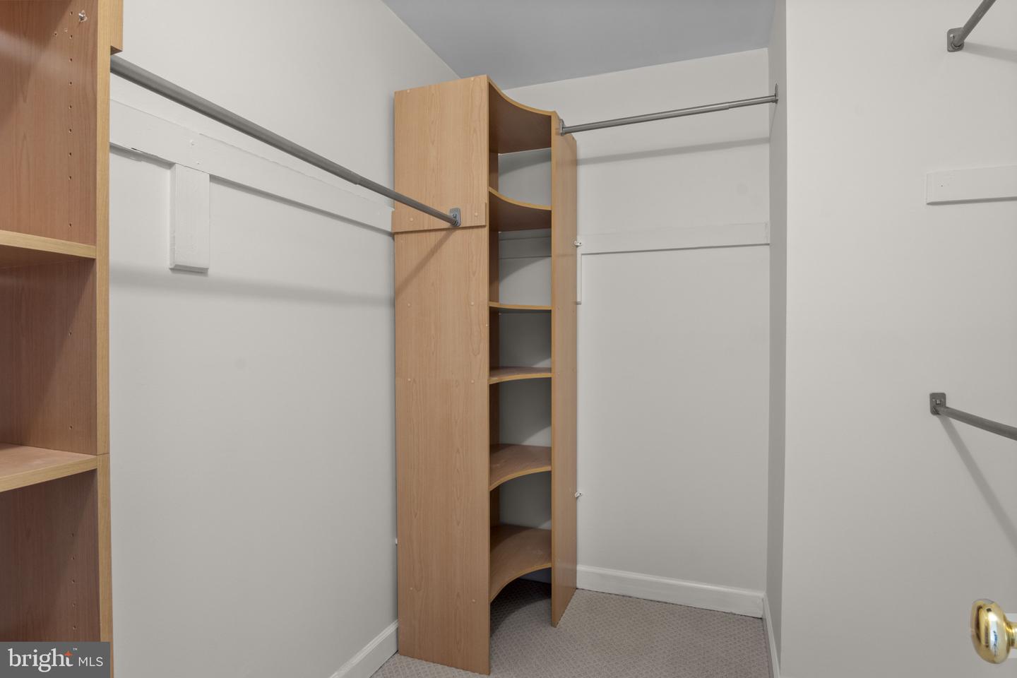 8017 TREVOR PL, VIENNA, Virginia 22182, 3 Bedrooms Bedrooms, ,2 BathroomsBathrooms,Residential,For sale,8017 TREVOR PL,VAFX2254840 MLS # VAFX2254840 8017 TREVOR PL, VIENNA, Virginia 22182, 3 Bedrooms Bedrooms, ,2 BathroomsBathrooms,Residential,For sale,8017 TREVOR PL,VAFX2254840 MLS # VAFX2254840