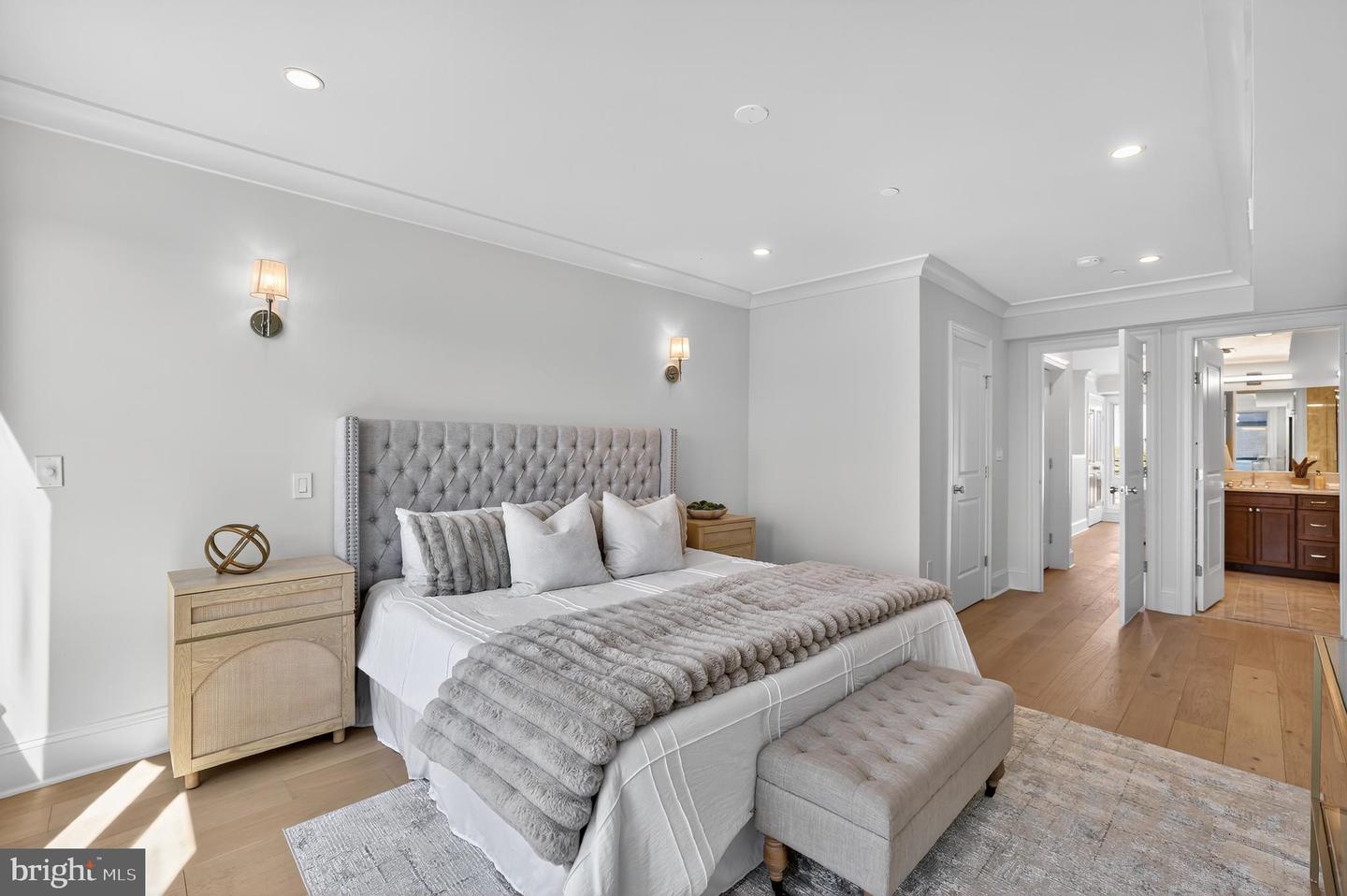 1335 11TH ST NW #PH2, WASHINGTON, District Of Columbia 20001, 3 Bedrooms Bedrooms, ,2 BathroomsBathrooms,Residential,For sale,1335 11TH ST NW #PH2,DCDC2224020 MLS # DCDC2224020 1335 11TH ST NW #PH2, WASHINGTON, District Of Columbia 20001, 3 Bedrooms Bedrooms, ,2 BathroomsBathrooms,Residential,For sale,1335 11TH ST NW #PH2,DCDC2224020 MLS # DCDC2224020