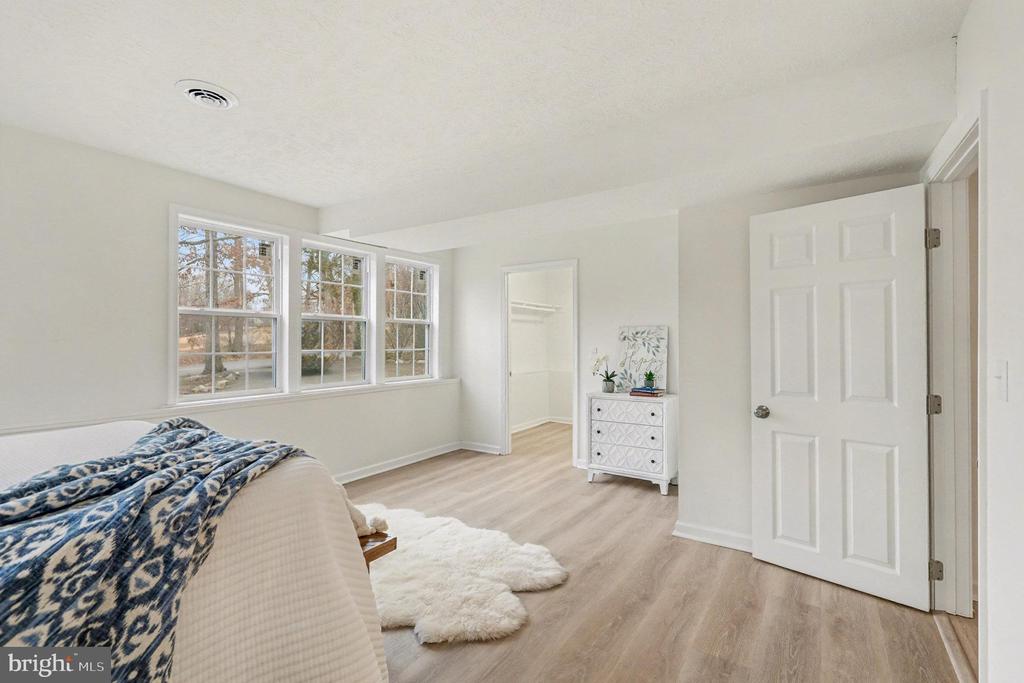 305 GREEN ST, LOCUST GROVE, Virginia 22508, 4 Bedrooms Bedrooms, ,2 BathroomsBathrooms,Residential,305 GREEN ST,VAOR2012942 MLS # VAOR2012942 305 GREEN ST, LOCUST GROVE, Virginia 22508, 4 Bedrooms Bedrooms, ,2 BathroomsBathrooms,Residential,305 GREEN ST,VAOR2012942 MLS # VAOR2012942