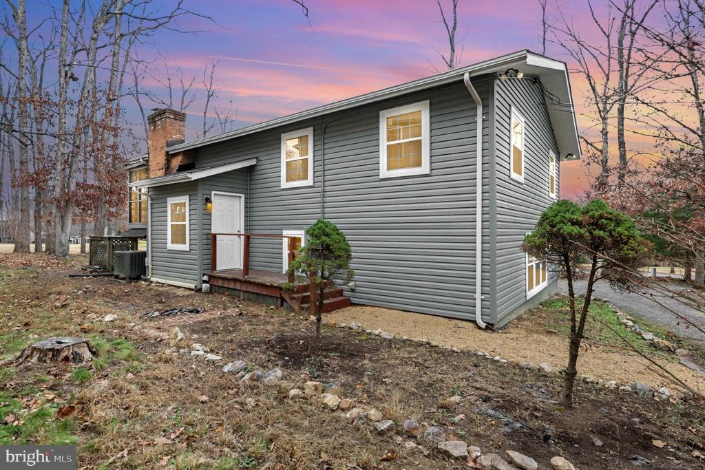 305 GREEN ST, LOCUST GROVE, Virginia 22508, 4 Bedrooms Bedrooms, ,2 BathroomsBathrooms,Residential,305 GREEN ST,VAOR2012942 MLS # VAOR2012942 305 GREEN ST, LOCUST GROVE, Virginia 22508, 4 Bedrooms Bedrooms, ,2 BathroomsBathrooms,Residential,305 GREEN ST,VAOR2012942 MLS # VAOR2012942