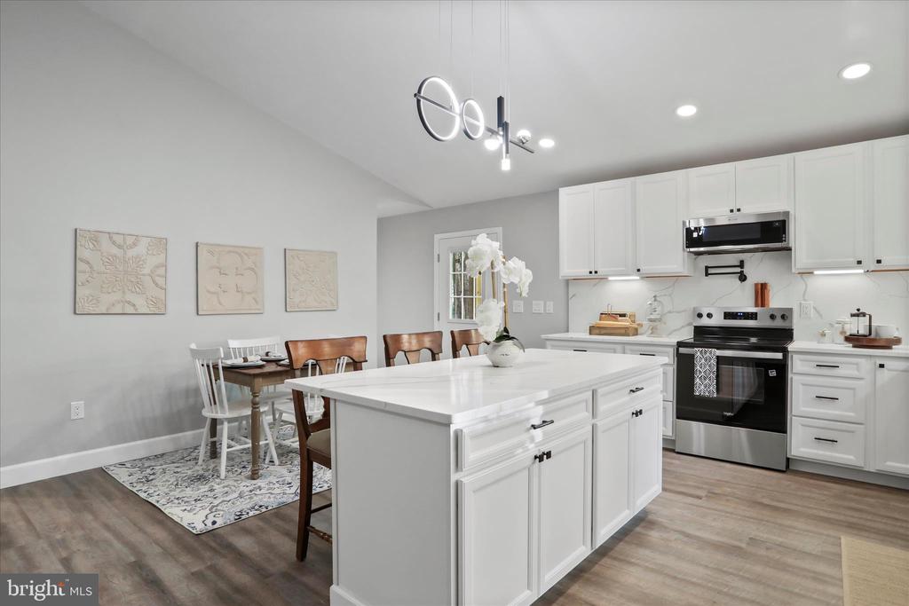 130 HIGHLAND WAY, CHESTER GAP, Virginia, 3 Bedrooms Bedrooms, ,3 BathroomsBathrooms,Residential,130 HIGHLAND WAY,VARP2002432 MLS # VARP2002432 130 HIGHLAND WAY, CHESTER GAP, Virginia, 3 Bedrooms Bedrooms, ,3 BathroomsBathrooms,Residential,130 HIGHLAND WAY,VARP2002432 MLS # VARP2002432