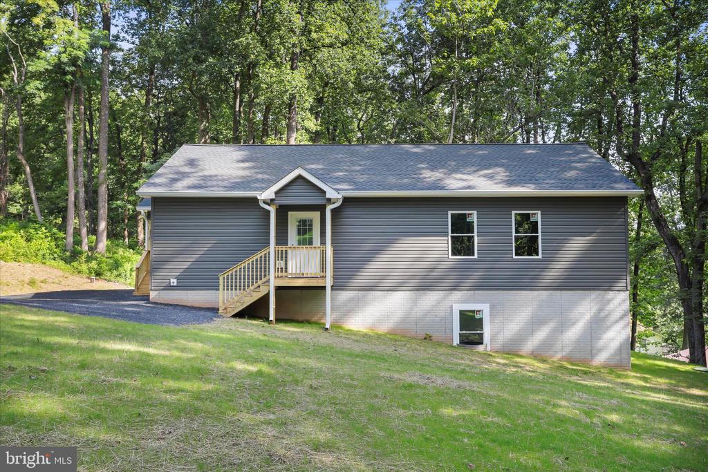 130 HIGHLAND WAY, CHESTER GAP, Virginia, 3 Bedrooms Bedrooms, ,3 BathroomsBathrooms,Residential,130 HIGHLAND WAY,VARP2002432 MLS # VARP2002432 130 HIGHLAND WAY, CHESTER GAP, Virginia, 3 Bedrooms Bedrooms, ,3 BathroomsBathrooms,Residential,130 HIGHLAND WAY,VARP2002432 MLS # VARP2002432