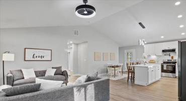 130 HIGHLAND WAY, CHESTER GAP, Virginia, 3 Bedrooms Bedrooms, ,3 BathroomsBathrooms,Residential,130 HIGHLAND WAY,VARP2002432 MLS # VARP2002432