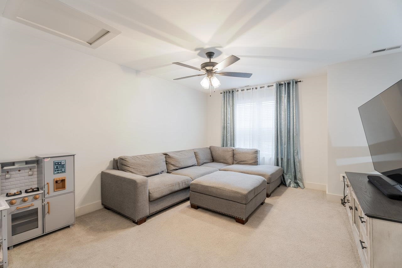 34 FIELD CT, BRIDGEWATER, Virginia 22812, 3 Bedrooms Bedrooms, ,2 BathroomsBathrooms,Residential,34 FIELD CT,671766 MLS # 671766 34 FIELD CT, BRIDGEWATER, Virginia 22812, 3 Bedrooms Bedrooms, ,2 BathroomsBathrooms,Residential,34 FIELD CT,671766 MLS # 671766