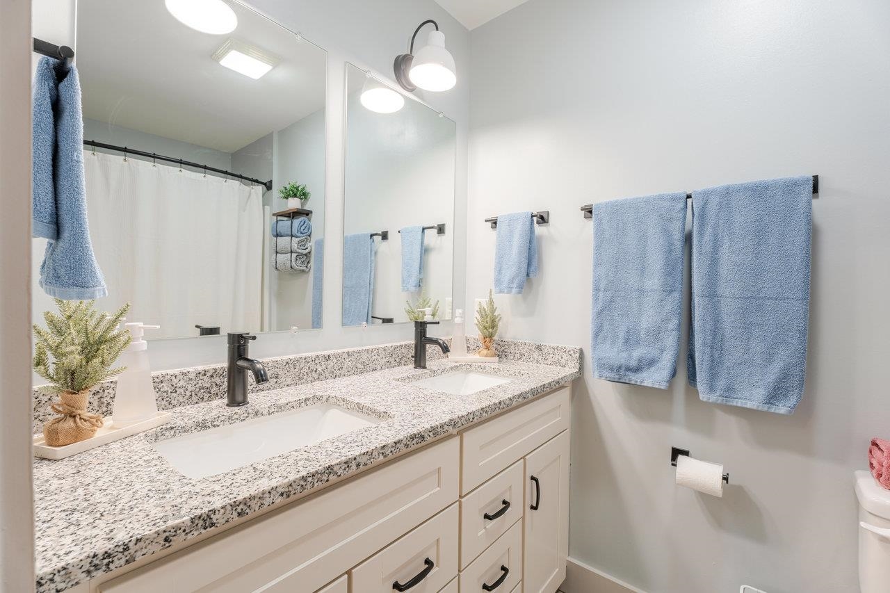 34 FIELD CT, BRIDGEWATER, Virginia 22812, 3 Bedrooms Bedrooms, ,2 BathroomsBathrooms,Residential,34 FIELD CT,671766 MLS # 671766 34 FIELD CT, BRIDGEWATER, Virginia 22812, 3 Bedrooms Bedrooms, ,2 BathroomsBathrooms,Residential,34 FIELD CT,671766 MLS # 671766