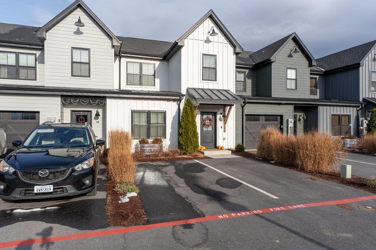 34 FIELD CT, BRIDGEWATER, Virginia 22812, 3 Bedrooms Bedrooms, ,2 BathroomsBathrooms,Residential,34 FIELD CT,671766 MLS # 671766 34 FIELD CT, BRIDGEWATER, Virginia 22812, 3 Bedrooms Bedrooms, ,2 BathroomsBathrooms,Residential,34 FIELD CT,671766 MLS # 671766