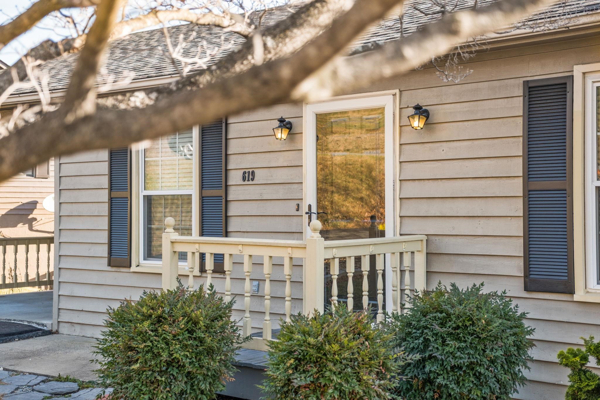 619 ESSEX DR, STAUNTON, Virginia 24401, 3 Bedrooms Bedrooms, ,2 BathroomsBathrooms,Residential,619 ESSEX DR,671771 MLS # 671771 619 ESSEX DR, STAUNTON, Virginia 24401, 3 Bedrooms Bedrooms, ,2 BathroomsBathrooms,Residential,619 ESSEX DR,671771 MLS # 671771