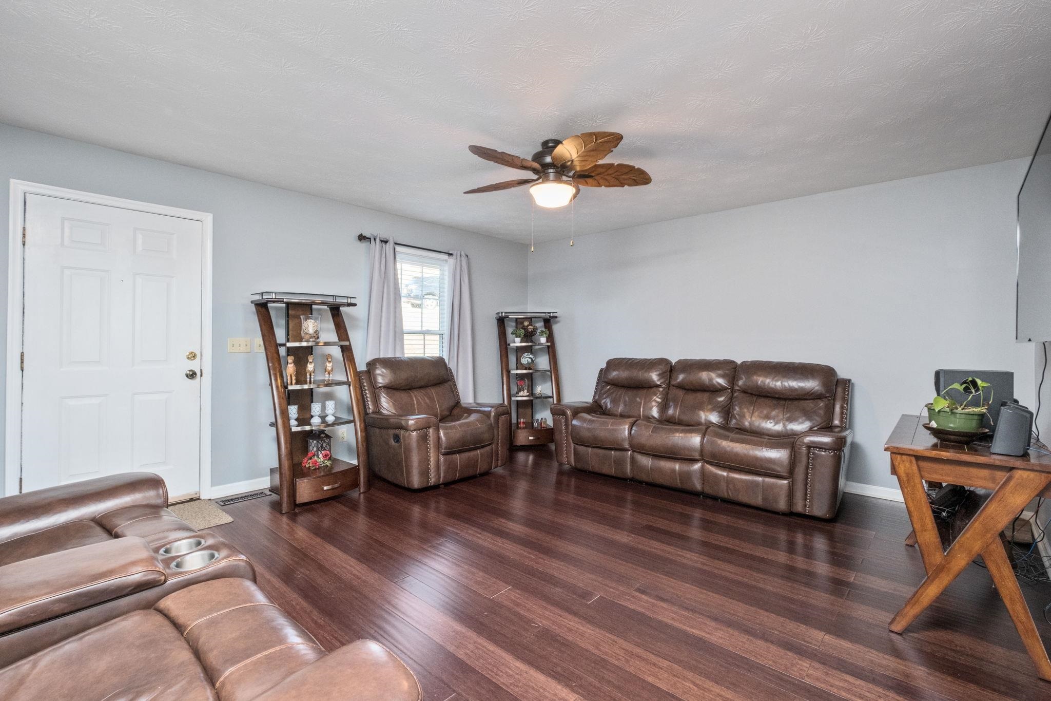 619 ESSEX DR, STAUNTON, Virginia 24401, 3 Bedrooms Bedrooms, ,2 BathroomsBathrooms,Residential,619 ESSEX DR,671771 MLS # 671771 619 ESSEX DR, STAUNTON, Virginia 24401, 3 Bedrooms Bedrooms, ,2 BathroomsBathrooms,Residential,619 ESSEX DR,671771 MLS # 671771