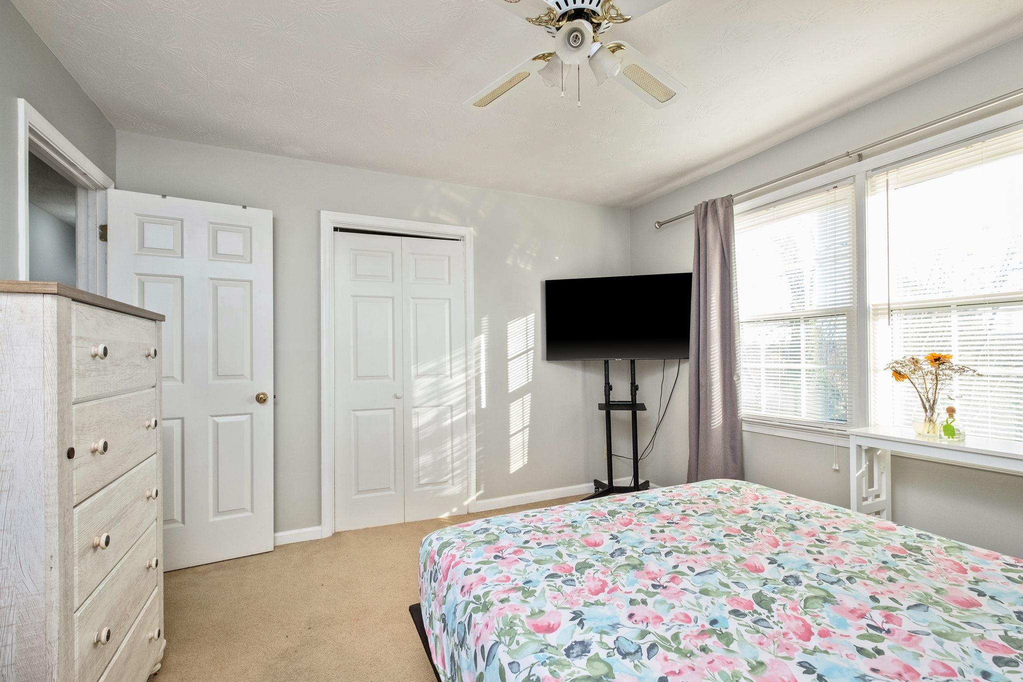 619 ESSEX DR, STAUNTON, Virginia 24401, 3 Bedrooms Bedrooms, ,2 BathroomsBathrooms,Residential,619 ESSEX DR,671771 MLS # 671771 619 ESSEX DR, STAUNTON, Virginia 24401, 3 Bedrooms Bedrooms, ,2 BathroomsBathrooms,Residential,619 ESSEX DR,671771 MLS # 671771