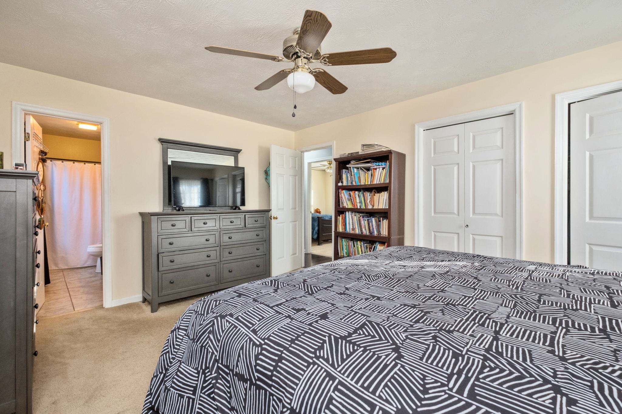 619 ESSEX DR, STAUNTON, Virginia 24401, 3 Bedrooms Bedrooms, ,2 BathroomsBathrooms,Residential,619 ESSEX DR,671771 MLS # 671771 619 ESSEX DR, STAUNTON, Virginia 24401, 3 Bedrooms Bedrooms, ,2 BathroomsBathrooms,Residential,619 ESSEX DR,671771 MLS # 671771