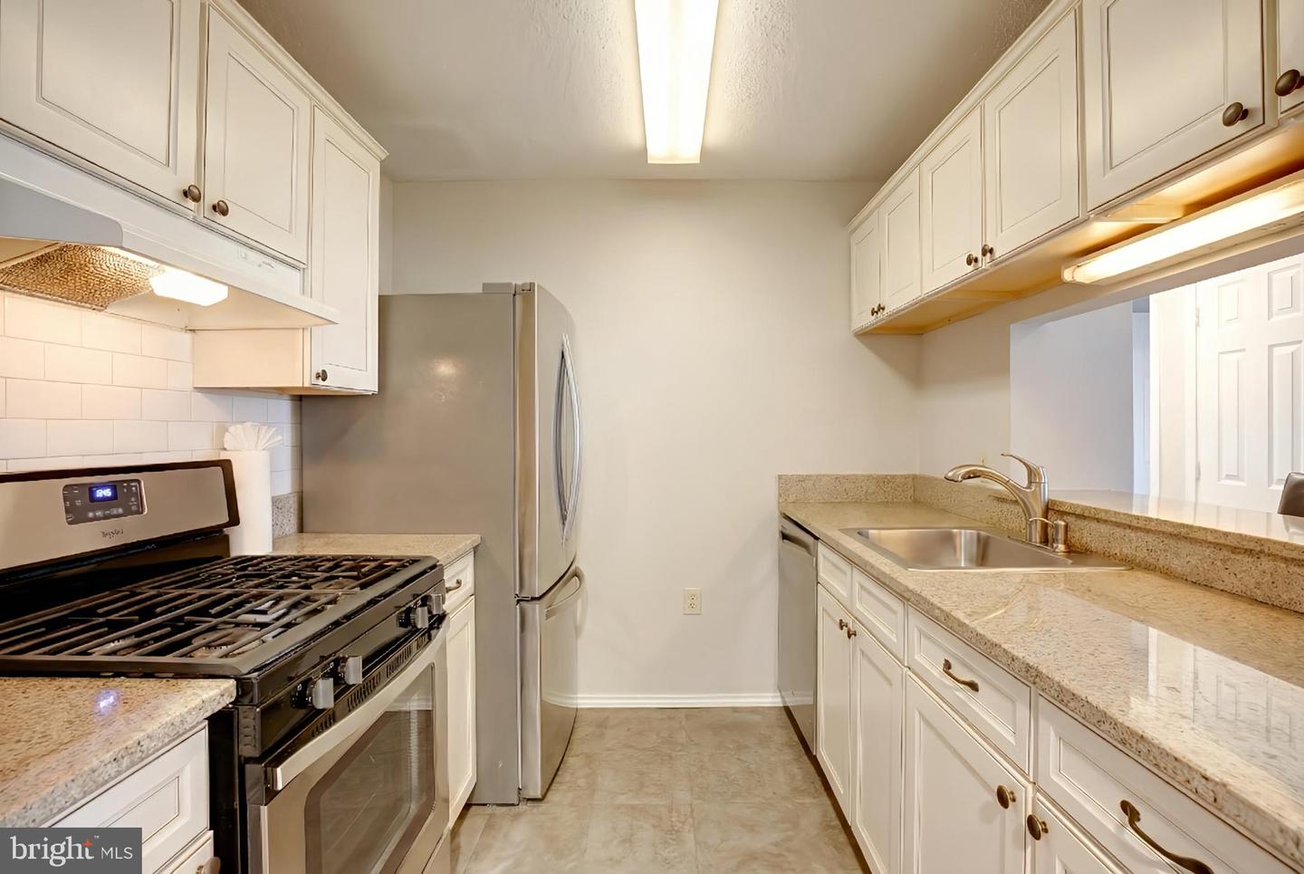 20950 TIMBER RIDGE TER #202, ASHBURN, Virginia 20147, 1 Bedroom Bedrooms, ,1 BathroomBathrooms,Residential,For sale,20950 TIMBER RIDGE TER #202,VALO2109522 MLS # VALO2109522 20950 TIMBER RIDGE TER #202, ASHBURN, Virginia 20147, 1 Bedroom Bedrooms, ,1 BathroomBathrooms,Residential,For sale,20950 TIMBER RIDGE TER #202,VALO2109522 MLS # VALO2109522