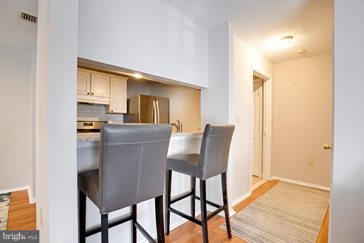 20950 TIMBER RIDGE TER #202, ASHBURN, Virginia 20147, 1 Bedroom Bedrooms, ,1 BathroomBathrooms,Residential,For sale,20950 TIMBER RIDGE TER #202,VALO2109522 MLS # VALO2109522 20950 TIMBER RIDGE TER #202, ASHBURN, Virginia 20147, 1 Bedroom Bedrooms, ,1 BathroomBathrooms,Residential,For sale,20950 TIMBER RIDGE TER #202,VALO2109522 MLS # VALO2109522