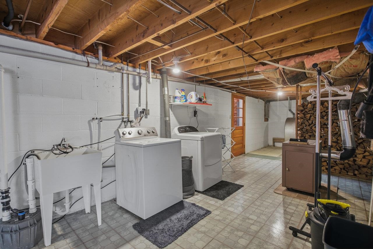 734 DICES SPRING RD, WEYERS CAVE, Virginia 24486, 3 Bedrooms Bedrooms, ,2 BathroomsBathrooms,Residential,734 DICES SPRING RD,671775 MLS # 671775 734 DICES SPRING RD, WEYERS CAVE, Virginia 24486, 3 Bedrooms Bedrooms, ,2 BathroomsBathrooms,Residential,734 DICES SPRING RD,671775 MLS # 671775