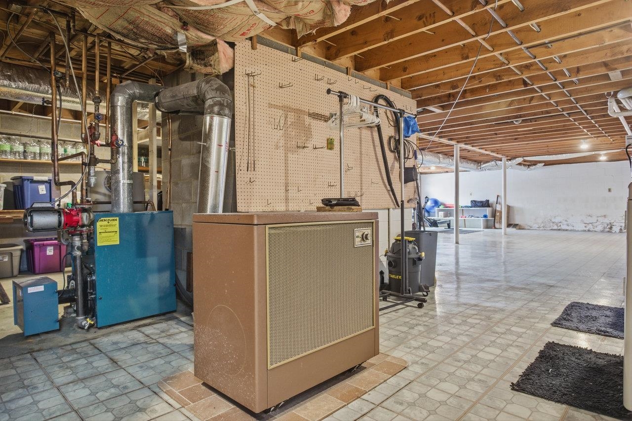 734 DICES SPRING RD, WEYERS CAVE, Virginia 24486, 3 Bedrooms Bedrooms, ,2 BathroomsBathrooms,Residential,734 DICES SPRING RD,671775 MLS # 671775 734 DICES SPRING RD, WEYERS CAVE, Virginia 24486, 3 Bedrooms Bedrooms, ,2 BathroomsBathrooms,Residential,734 DICES SPRING RD,671775 MLS # 671775