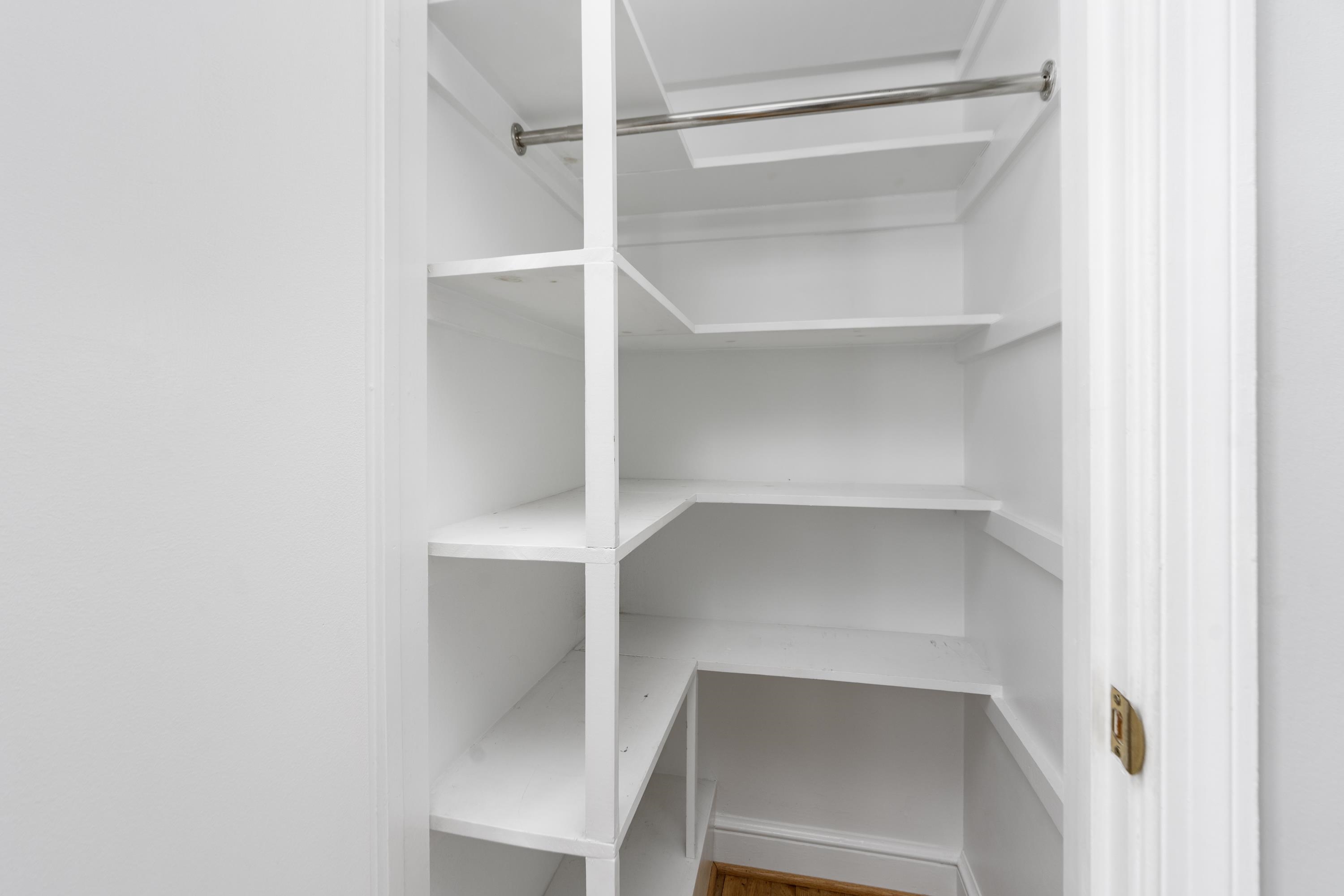 507 GAYMONT PL, STAUNTON, Virginia 24401, 4 Bedrooms Bedrooms, ,2 BathroomsBathrooms,Residential,507 GAYMONT PL,671777 MLS # 671777 507 GAYMONT PL, STAUNTON, Virginia 24401, 4 Bedrooms Bedrooms, ,2 BathroomsBathrooms,Residential,507 GAYMONT PL,671777 MLS # 671777