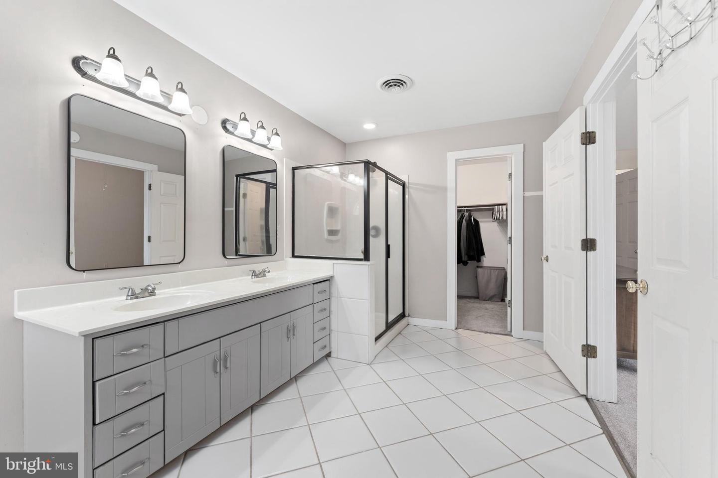 14429 FOX KNOLL DR, SOUTH CHESTERFIELD, Virginia 23834, 4 Bedrooms Bedrooms, ,2 BathroomsBathrooms,Residential,For sale,14429 FOX KNOLL DR,VACF2001328 MLS # VACF2001328 14429 FOX KNOLL DR, SOUTH CHESTERFIELD, Virginia 23834, 4 Bedrooms Bedrooms, ,2 BathroomsBathrooms,Residential,For sale,14429 FOX KNOLL DR,VACF2001328 MLS # VACF2001328