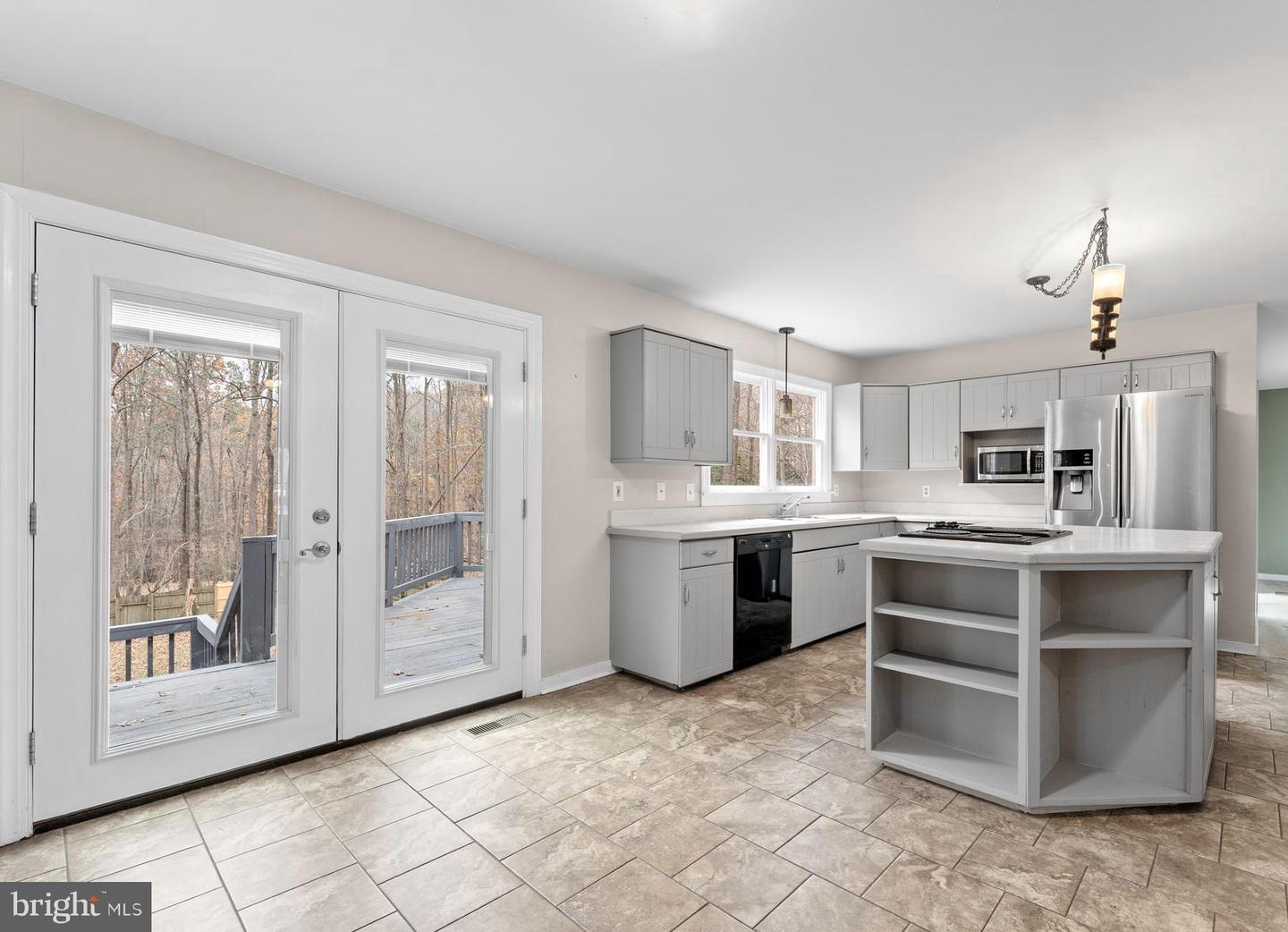 14429 FOX KNOLL DR, SOUTH CHESTERFIELD, Virginia 23834, 4 Bedrooms Bedrooms, ,2 BathroomsBathrooms,Residential,For sale,14429 FOX KNOLL DR,VACF2001328 MLS # VACF2001328 14429 FOX KNOLL DR, SOUTH CHESTERFIELD, Virginia 23834, 4 Bedrooms Bedrooms, ,2 BathroomsBathrooms,Residential,For sale,14429 FOX KNOLL DR,VACF2001328 MLS # VACF2001328