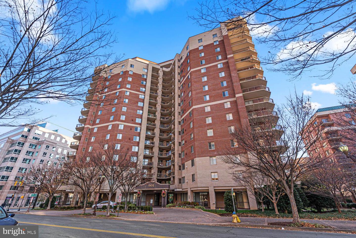 901 N MONROE ST #1414, ARLINGTON, Virginia 22201, 2 Bedrooms Bedrooms, 4 Rooms Rooms,1 BathroomBathrooms,Residential,For sale,901 N MONROE ST #1414,VAAR2066076 MLS # VAAR2066076