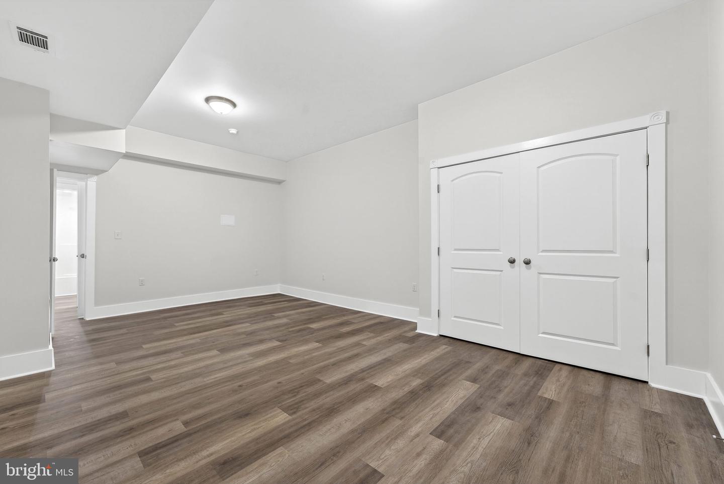 35080 MCKNIGHT CT, ROUND HILL, Virginia 20141, 5 Bedrooms Bedrooms, ,4 BathroomsBathrooms,Residential,For sale,35080 MCKNIGHT CT,VALO2111312 MLS # VALO2111312 35080 MCKNIGHT CT, ROUND HILL, Virginia 20141, 5 Bedrooms Bedrooms, ,4 BathroomsBathrooms,Residential,For sale,35080 MCKNIGHT CT,VALO2111312 MLS # VALO2111312