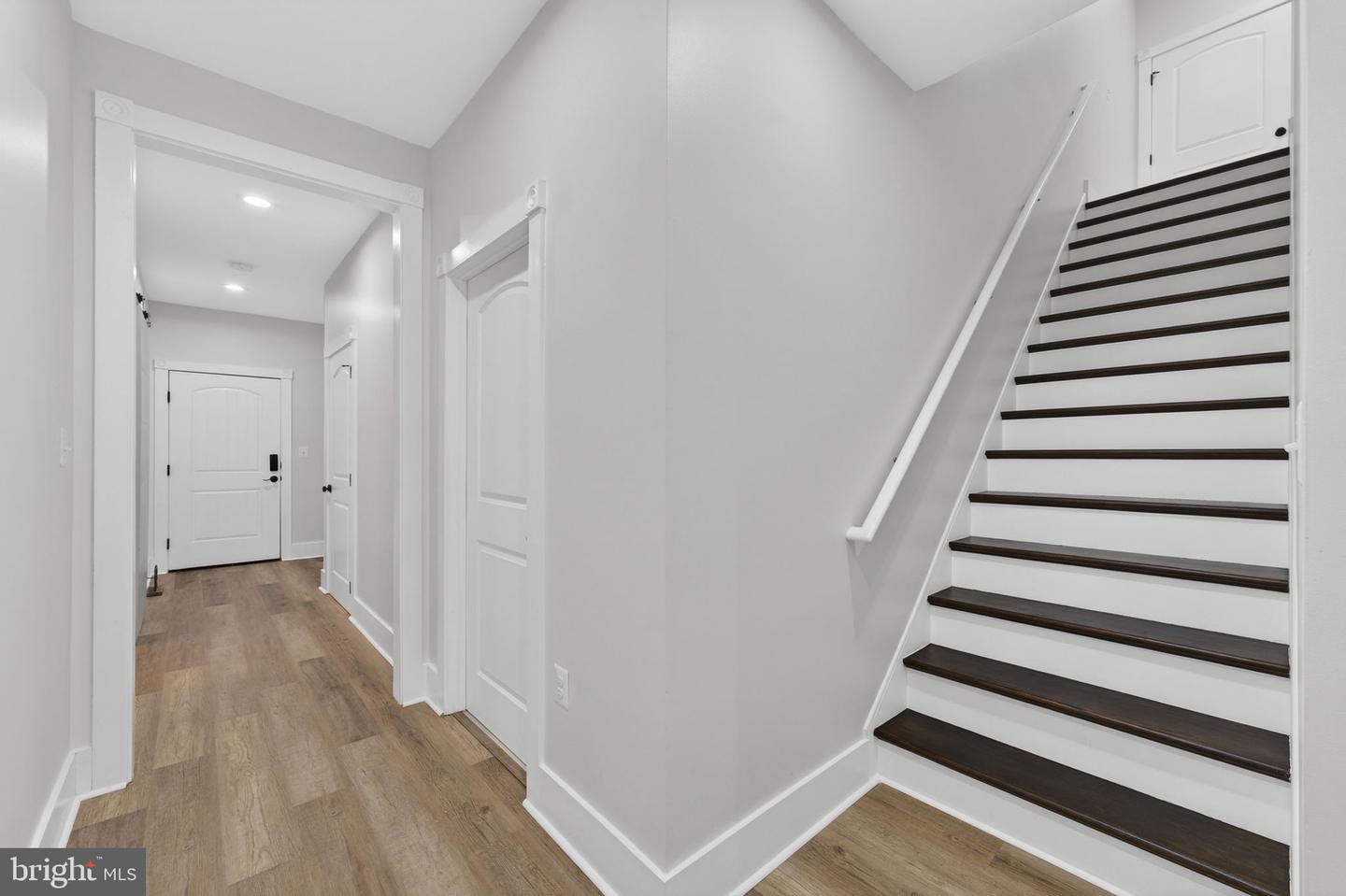 35080 MCKNIGHT CT, ROUND HILL, Virginia 20141, 5 Bedrooms Bedrooms, ,4 BathroomsBathrooms,Residential,For sale,35080 MCKNIGHT CT,VALO2111312 MLS # VALO2111312 35080 MCKNIGHT CT, ROUND HILL, Virginia 20141, 5 Bedrooms Bedrooms, ,4 BathroomsBathrooms,Residential,For sale,35080 MCKNIGHT CT,VALO2111312 MLS # VALO2111312