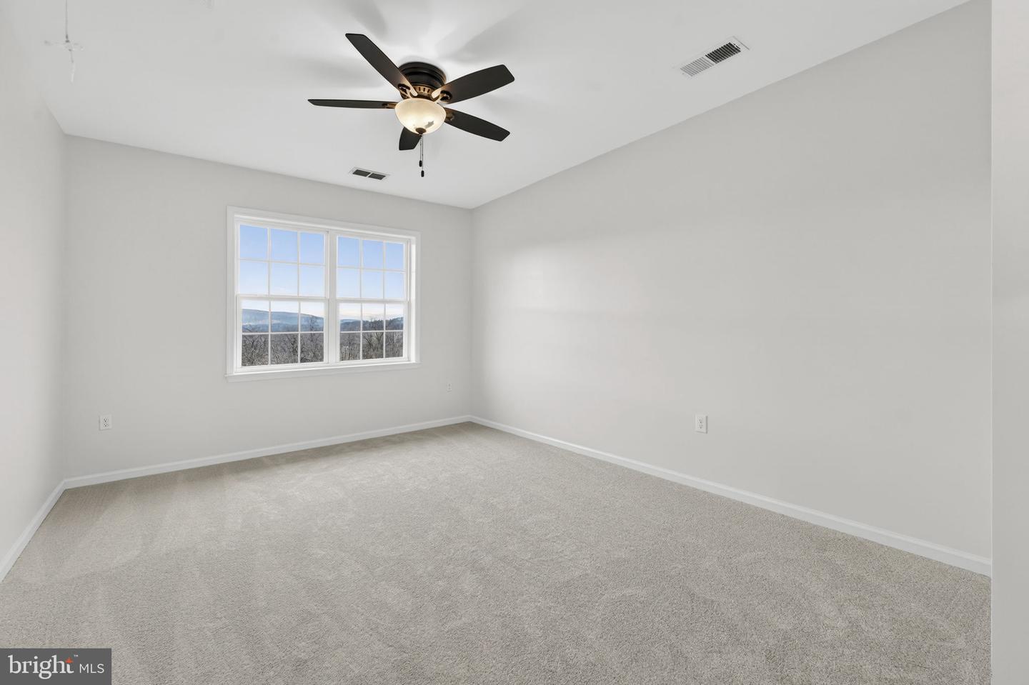 35080 MCKNIGHT CT, ROUND HILL, Virginia 20141, 5 Bedrooms Bedrooms, ,4 BathroomsBathrooms,Residential,For sale,35080 MCKNIGHT CT,VALO2111312 MLS # VALO2111312 35080 MCKNIGHT CT, ROUND HILL, Virginia 20141, 5 Bedrooms Bedrooms, ,4 BathroomsBathrooms,Residential,For sale,35080 MCKNIGHT CT,VALO2111312 MLS # VALO2111312