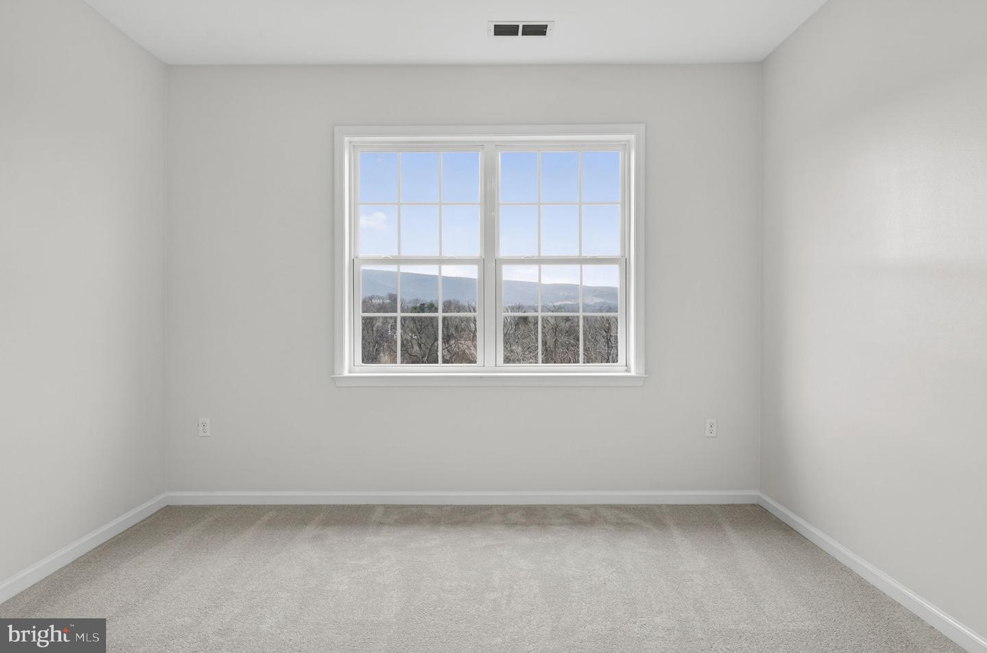 35080 MCKNIGHT CT, ROUND HILL, Virginia 20141, 5 Bedrooms Bedrooms, ,4 BathroomsBathrooms,Residential,For sale,35080 MCKNIGHT CT,VALO2111312 MLS # VALO2111312 35080 MCKNIGHT CT, ROUND HILL, Virginia 20141, 5 Bedrooms Bedrooms, ,4 BathroomsBathrooms,Residential,For sale,35080 MCKNIGHT CT,VALO2111312 MLS # VALO2111312