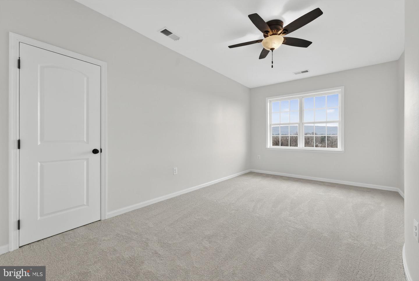 35080 MCKNIGHT CT, ROUND HILL, Virginia 20141, 5 Bedrooms Bedrooms, ,4 BathroomsBathrooms,Residential,For sale,35080 MCKNIGHT CT,VALO2111312 MLS # VALO2111312 35080 MCKNIGHT CT, ROUND HILL, Virginia 20141, 5 Bedrooms Bedrooms, ,4 BathroomsBathrooms,Residential,For sale,35080 MCKNIGHT CT,VALO2111312 MLS # VALO2111312