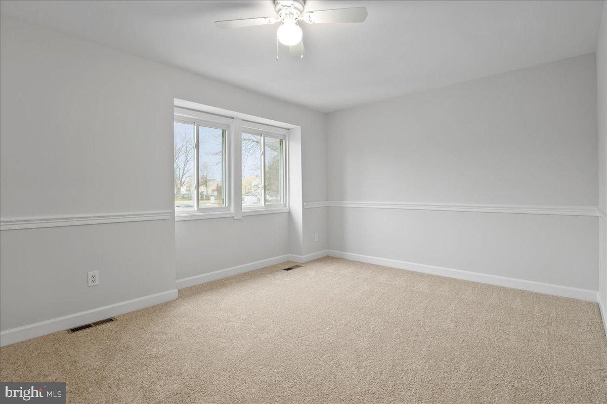 1062 KNIGHT LN, HERNDON, Virginia 20170, 3 Bedrooms Bedrooms, ,2 BathroomsBathrooms,Residential,For sale,1062 KNIGHT LN,VAFX2279858 MLS # VAFX2279858 1062 KNIGHT LN, HERNDON, Virginia 20170, 3 Bedrooms Bedrooms, ,2 BathroomsBathrooms,Residential,For sale,1062 KNIGHT LN,VAFX2279858 MLS # VAFX2279858