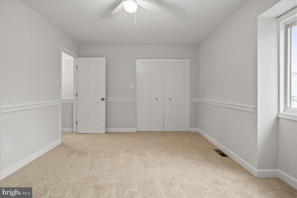 1062 KNIGHT LN, HERNDON, Virginia 20170, 3 Bedrooms Bedrooms, ,2 BathroomsBathrooms,Residential,For sale,1062 KNIGHT LN,VAFX2279858 MLS # VAFX2279858 1062 KNIGHT LN, HERNDON, Virginia 20170, 3 Bedrooms Bedrooms, ,2 BathroomsBathrooms,Residential,For sale,1062 KNIGHT LN,VAFX2279858 MLS # VAFX2279858