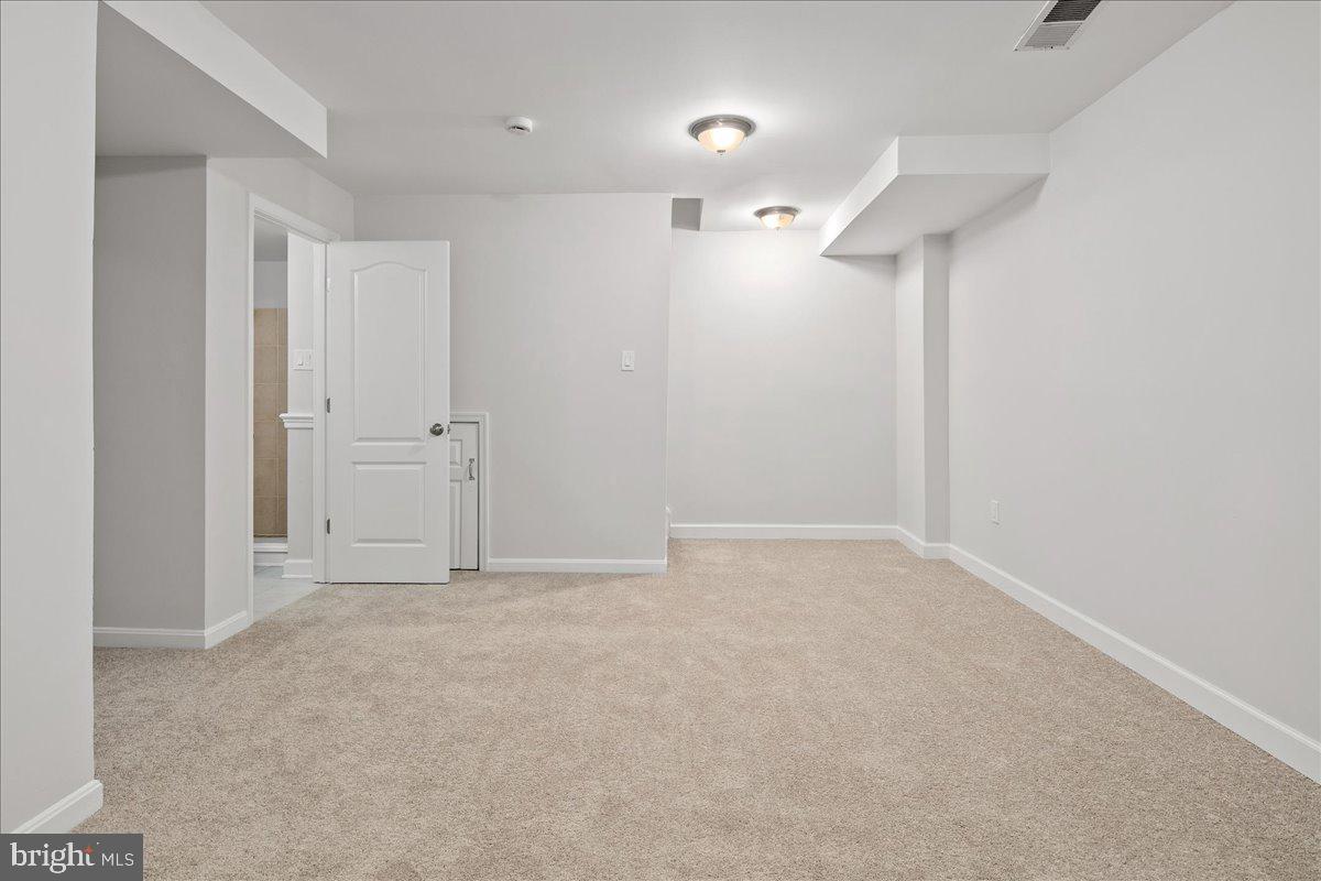 1062 KNIGHT LN, HERNDON, Virginia 20170, 3 Bedrooms Bedrooms, ,2 BathroomsBathrooms,Residential,For sale,1062 KNIGHT LN,VAFX2279858 MLS # VAFX2279858 1062 KNIGHT LN, HERNDON, Virginia 20170, 3 Bedrooms Bedrooms, ,2 BathroomsBathrooms,Residential,For sale,1062 KNIGHT LN,VAFX2279858 MLS # VAFX2279858