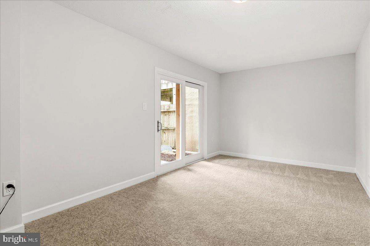 1062 KNIGHT LN, HERNDON, Virginia 20170, 3 Bedrooms Bedrooms, ,2 BathroomsBathrooms,Residential,For sale,1062 KNIGHT LN,VAFX2279858 MLS # VAFX2279858 1062 KNIGHT LN, HERNDON, Virginia 20170, 3 Bedrooms Bedrooms, ,2 BathroomsBathrooms,Residential,For sale,1062 KNIGHT LN,VAFX2279858 MLS # VAFX2279858