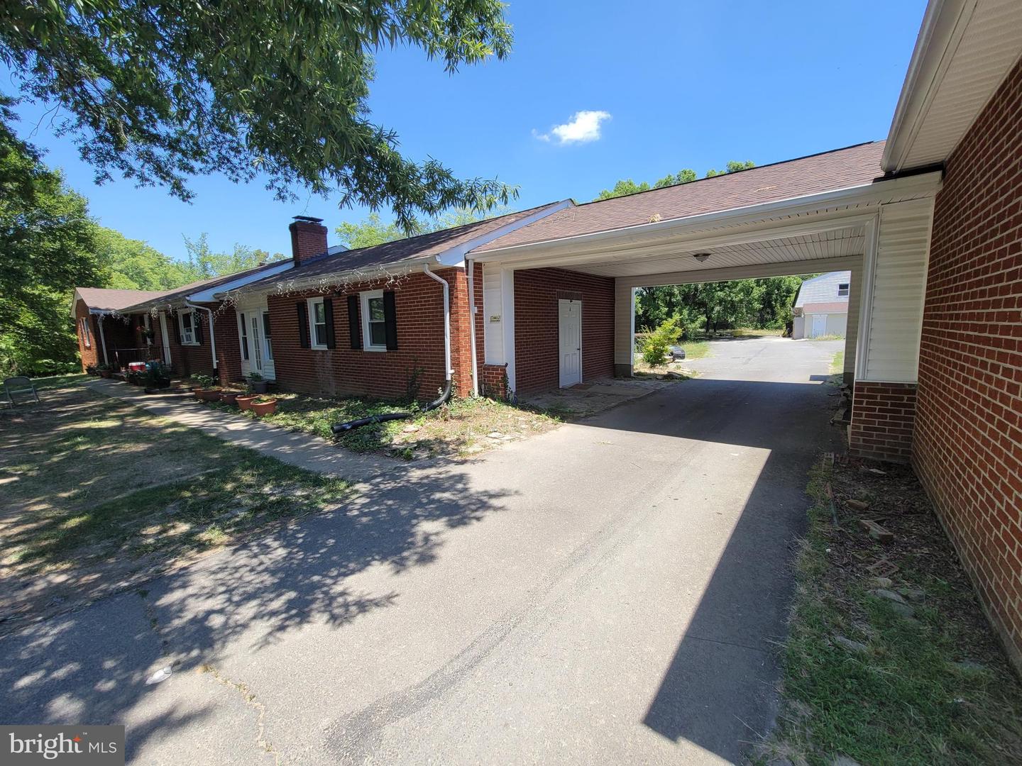 3736 MASSAPONAX CHURCH RD, FREDERICKSBURG, Virginia 22408, 5 Bedrooms Bedrooms, ,3 BathroomsBathrooms,Residential,For sale,3736 MASSAPONAX CHURCH RD,VASP2037772 MLS # VASP2037772 3736 MASSAPONAX CHURCH RD, FREDERICKSBURG, Virginia 22408, 5 Bedrooms Bedrooms, ,3 BathroomsBathrooms,Residential,For sale,3736 MASSAPONAX CHURCH RD,VASP2037772 MLS # VASP2037772