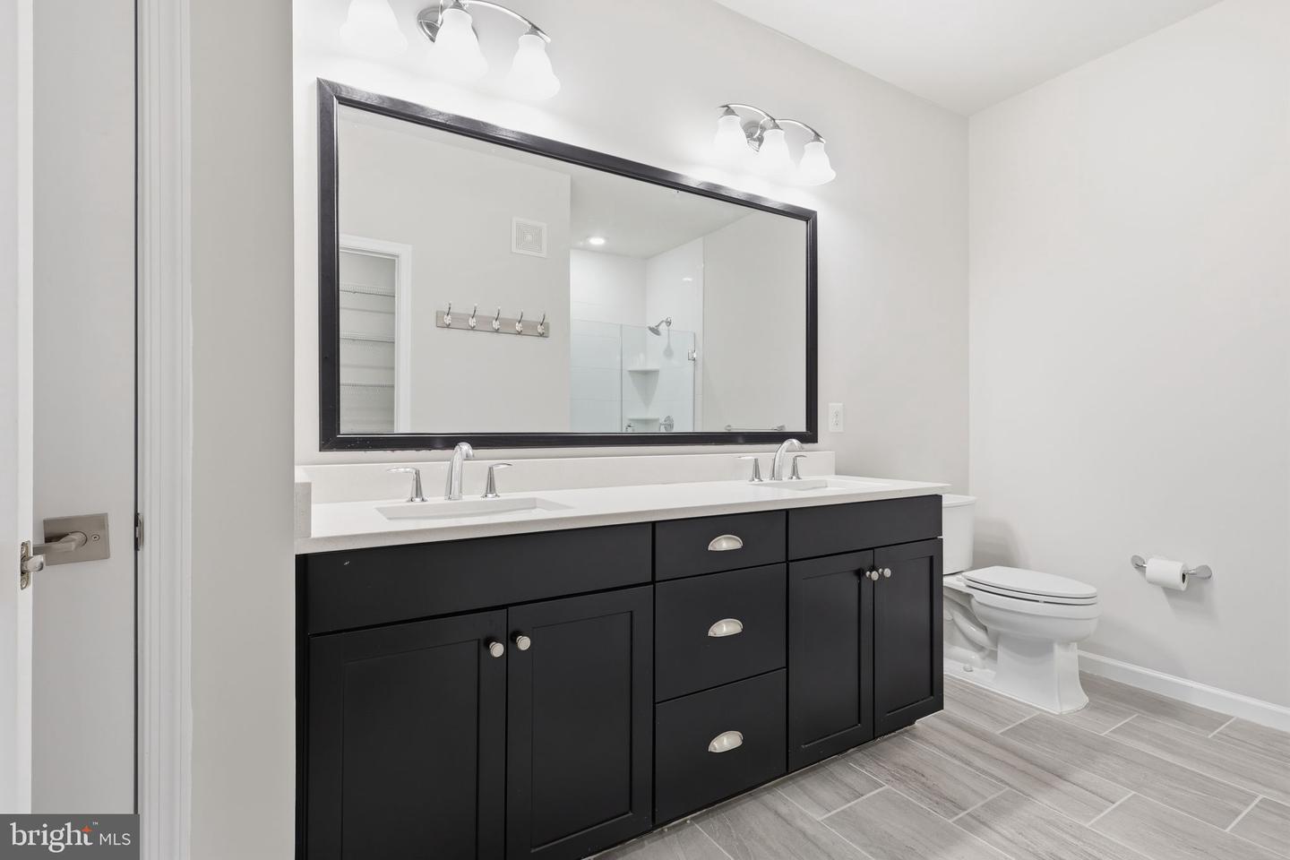 43032 STUARTS GLEN TER #102, ASHBURN, Virginia 20148, 2 Bedrooms Bedrooms, ,2 BathroomsBathrooms,Residential,For sale,43032 STUARTS GLEN TER #102,VALO2111682 MLS # VALO2111682 43032 STUARTS GLEN TER #102, ASHBURN, Virginia 20148, 2 Bedrooms Bedrooms, ,2 BathroomsBathrooms,Residential,For sale,43032 STUARTS GLEN TER #102,VALO2111682 MLS # VALO2111682