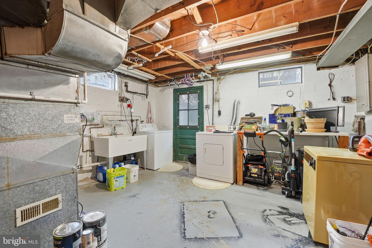 6905 RADCLIFFE DR, ALEXANDRIA, Virginia 22307, 3 Bedrooms Bedrooms, ,2 BathroomsBathrooms,Residential,For sale,6905 RADCLIFFE DR,VAFX2280550 MLS # VAFX2280550 6905 RADCLIFFE DR, ALEXANDRIA, Virginia 22307, 3 Bedrooms Bedrooms, ,2 BathroomsBathrooms,Residential,For sale,6905 RADCLIFFE DR,VAFX2280550 MLS # VAFX2280550