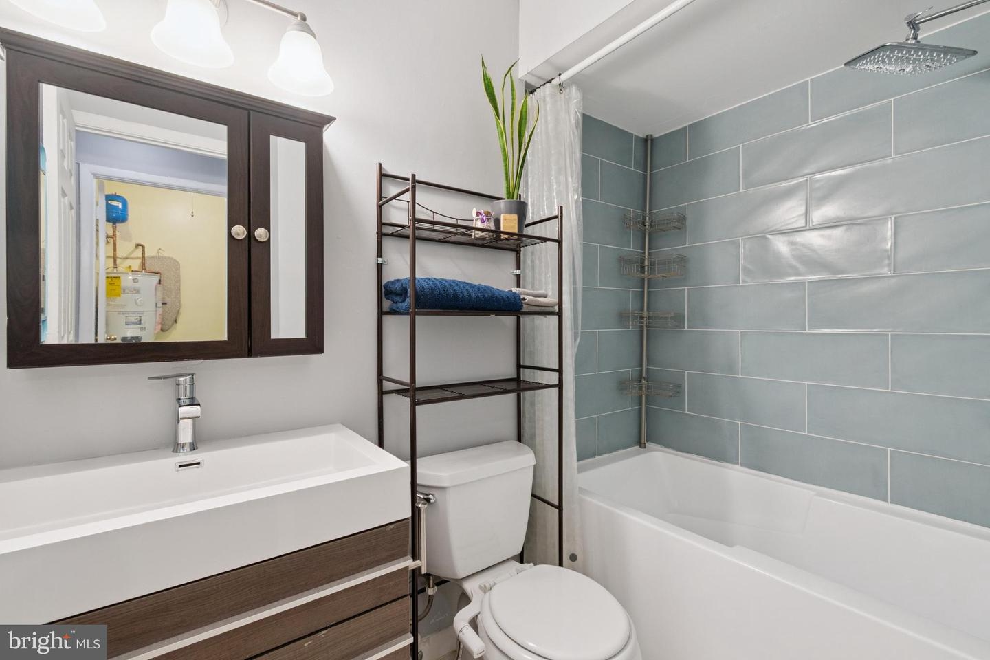 8041 PANTANO PL #21, ALEXANDRIA, Virginia 22309, 2 Bedrooms Bedrooms, 6 Rooms Rooms,1 BathroomBathrooms,Residential,For sale,8041 PANTANO PL #21,VAFX2280704 MLS # VAFX2280704 8041 PANTANO PL #21, ALEXANDRIA, Virginia 22309, 2 Bedrooms Bedrooms, 6 Rooms Rooms,1 BathroomBathrooms,Residential,For sale,8041 PANTANO PL #21,VAFX2280704 MLS # VAFX2280704