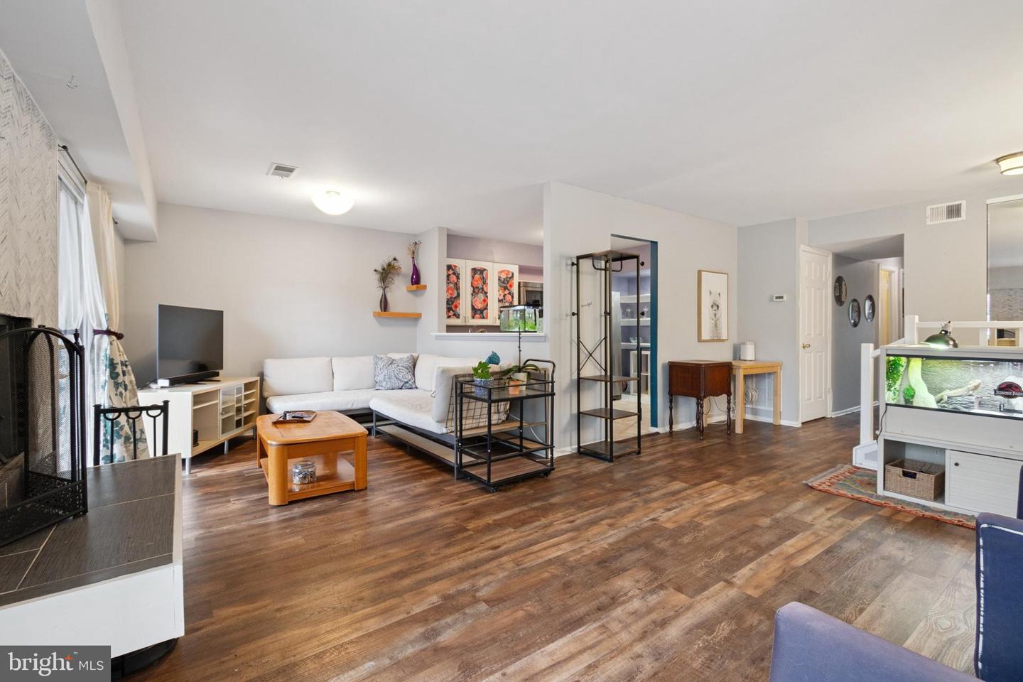 8041 PANTANO PL #21, ALEXANDRIA, Virginia 22309, 2 Bedrooms Bedrooms, 6 Rooms Rooms,1 BathroomBathrooms,Residential,For sale,8041 PANTANO PL #21,VAFX2280704 MLS # VAFX2280704 8041 PANTANO PL #21, ALEXANDRIA, Virginia 22309, 2 Bedrooms Bedrooms, 6 Rooms Rooms,1 BathroomBathrooms,Residential,For sale,8041 PANTANO PL #21,VAFX2280704 MLS # VAFX2280704