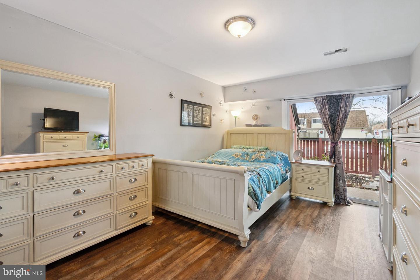 8041 PANTANO PL #21, ALEXANDRIA, Virginia 22309, 2 Bedrooms Bedrooms, 6 Rooms Rooms,1 BathroomBathrooms,Residential,For sale,8041 PANTANO PL #21,VAFX2280704 MLS # VAFX2280704 8041 PANTANO PL #21, ALEXANDRIA, Virginia 22309, 2 Bedrooms Bedrooms, 6 Rooms Rooms,1 BathroomBathrooms,Residential,For sale,8041 PANTANO PL #21,VAFX2280704 MLS # VAFX2280704